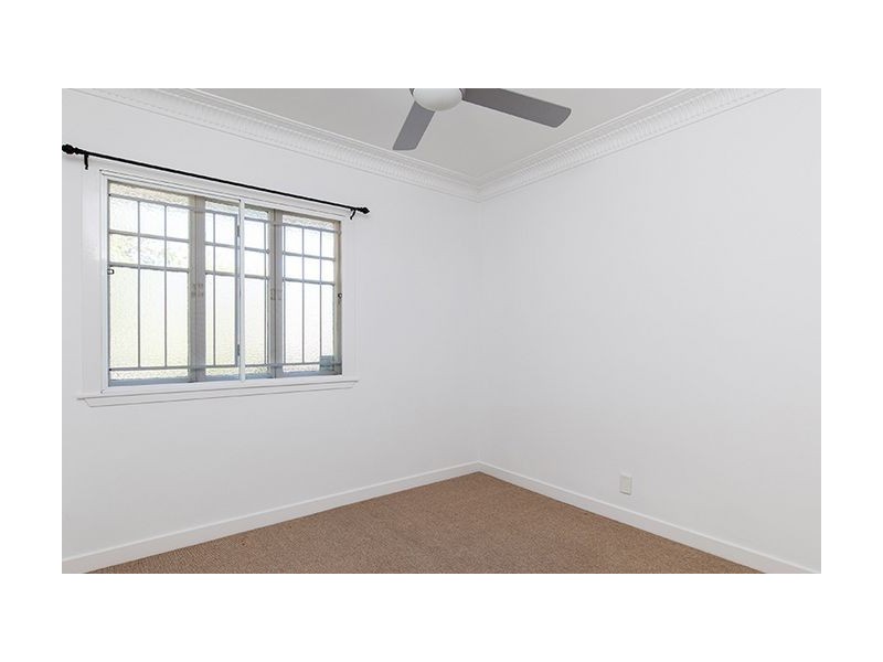 32 Zeehan Street, Wavell Heights QLD 4012