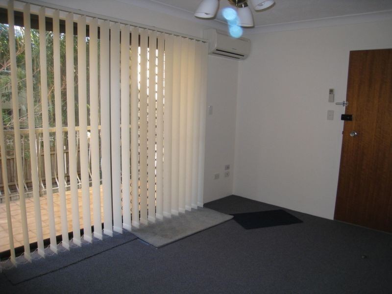 2/87 Farnell Street, Chermside QLD 4032