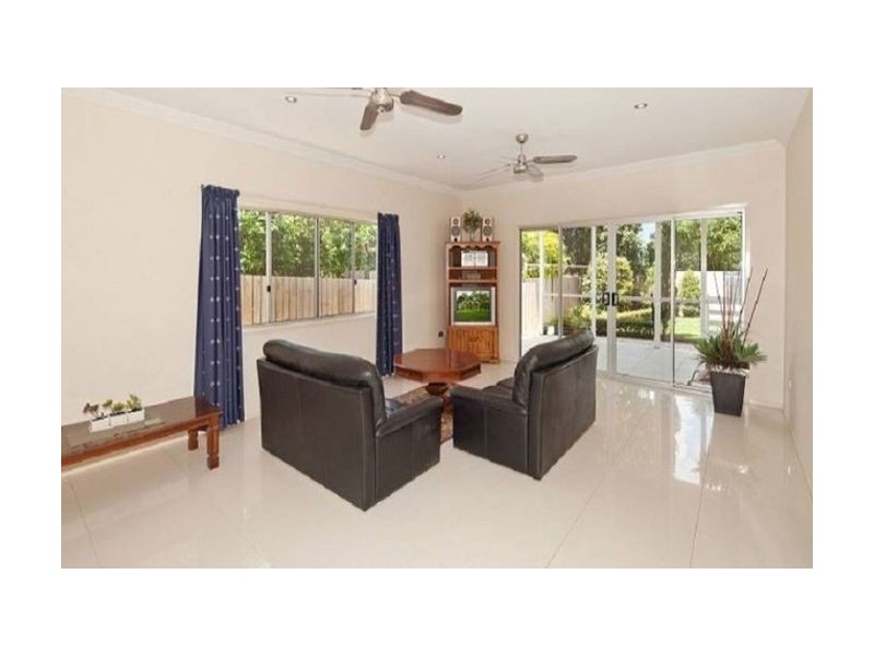 90 Ellison Rd, Geebung QLD 4034