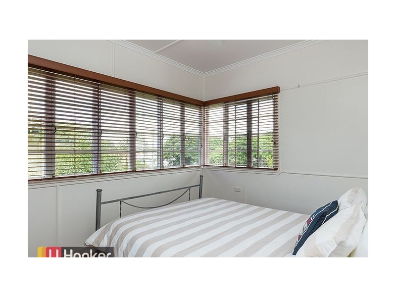 43 Aveling Street, Wavell Heights QLD 4012