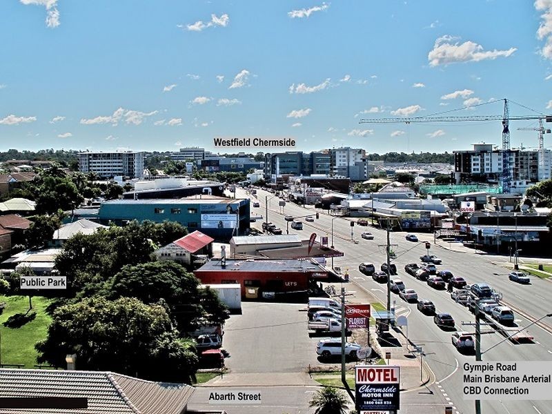 48-50 Henry Street, Chermside QLD 4032