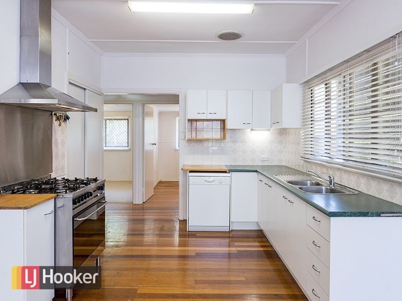 146 Edinburgh Castle Road (aka 3 Pfingst Rd), Wavell Heights QLD 4012