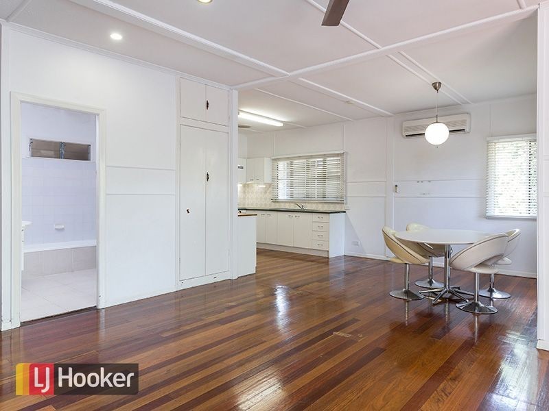 146 Edinburgh Castle Road (aka 3 Pfingst Rd), Wavell Heights QLD 4012