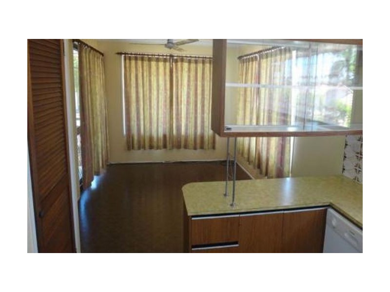 24 Wallace Street, Chermside QLD 4032