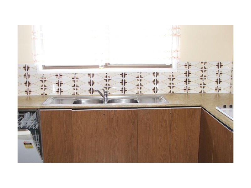 24 Wallace Street, Chermside QLD 4032