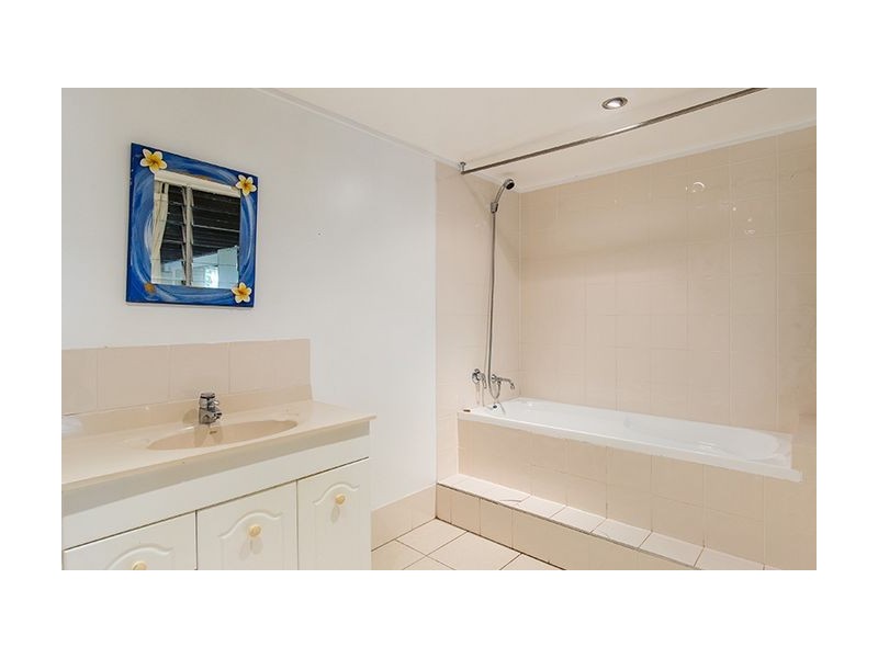 8 Lentz Street, Geebung QLD 4034