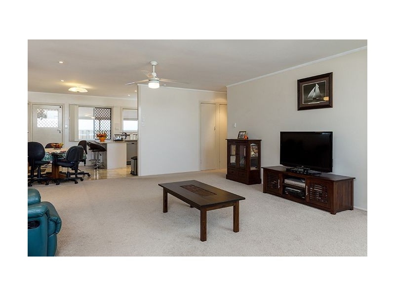 1 Julia Street, Clontarf QLD 4019