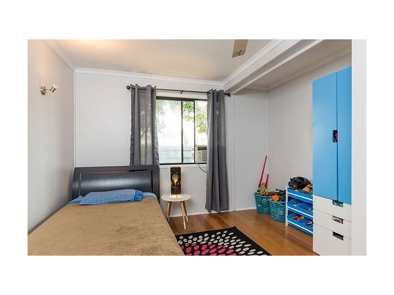 48 Finnie Road, Deagon QLD 4017