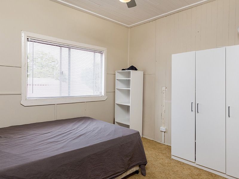 87 Blackwood Road, Deagon QLD 4017