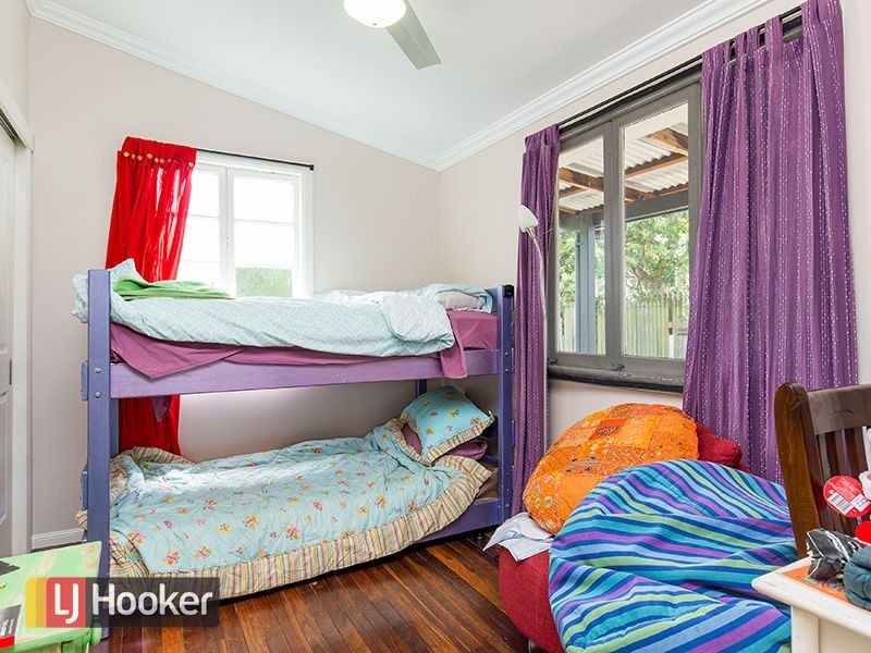 23 Wighton Street, Sandgate QLD 4017