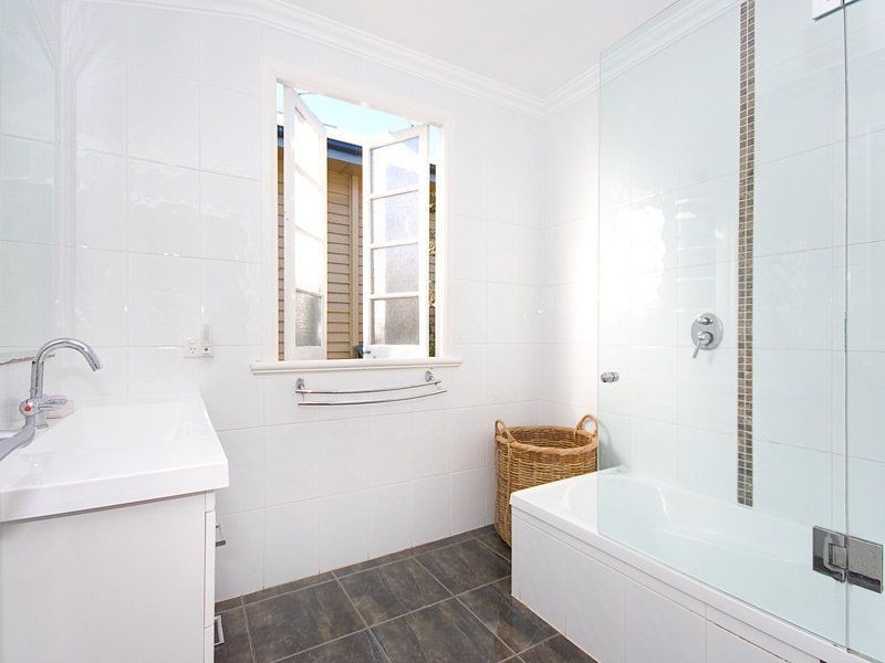 23 Wighton Street, Sandgate QLD 4017