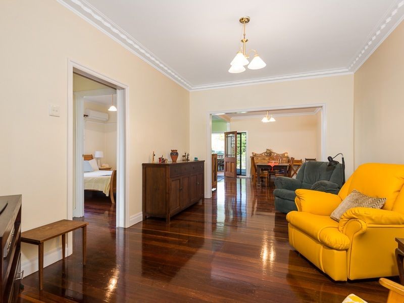 37 Adams Street, Deagon QLD 4017