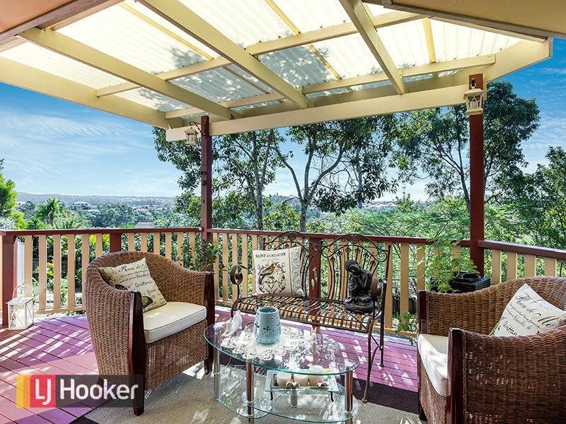 10 Preston Close, Albany Creek QLD 4035