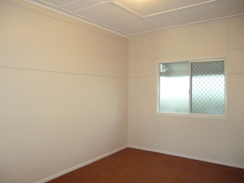 19 Tenth Avenue, Sandgate QLD 4017