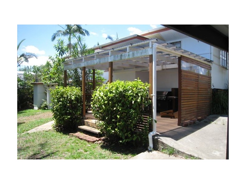 663 Rode Road, Chermside West QLD 4032