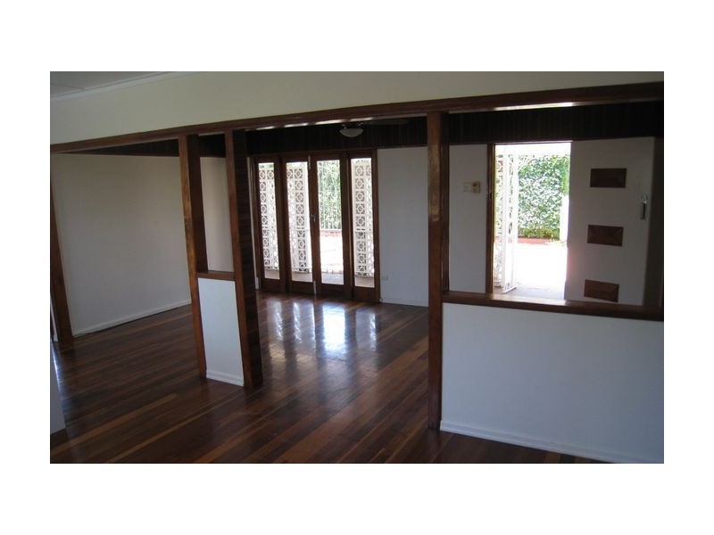 663 Rode Road, Chermside West QLD 4032