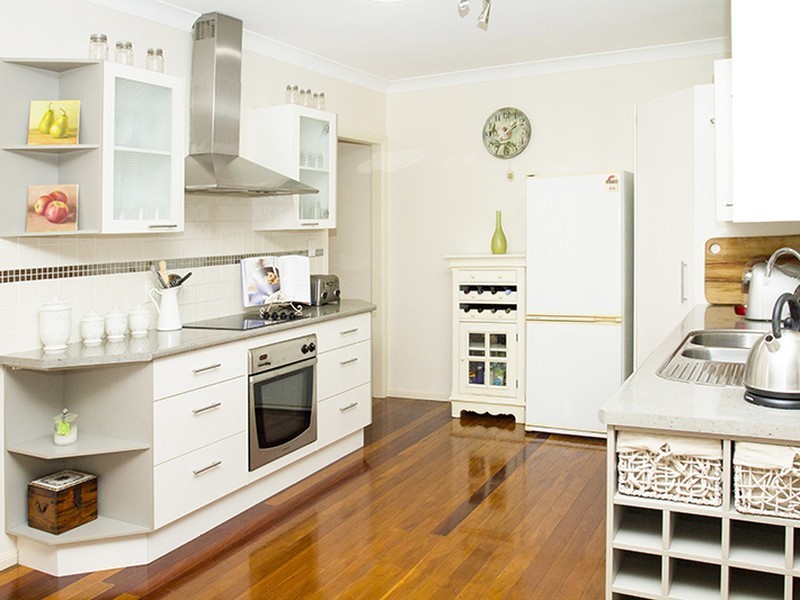 10 Bernard Street, Brighton QLD 4017