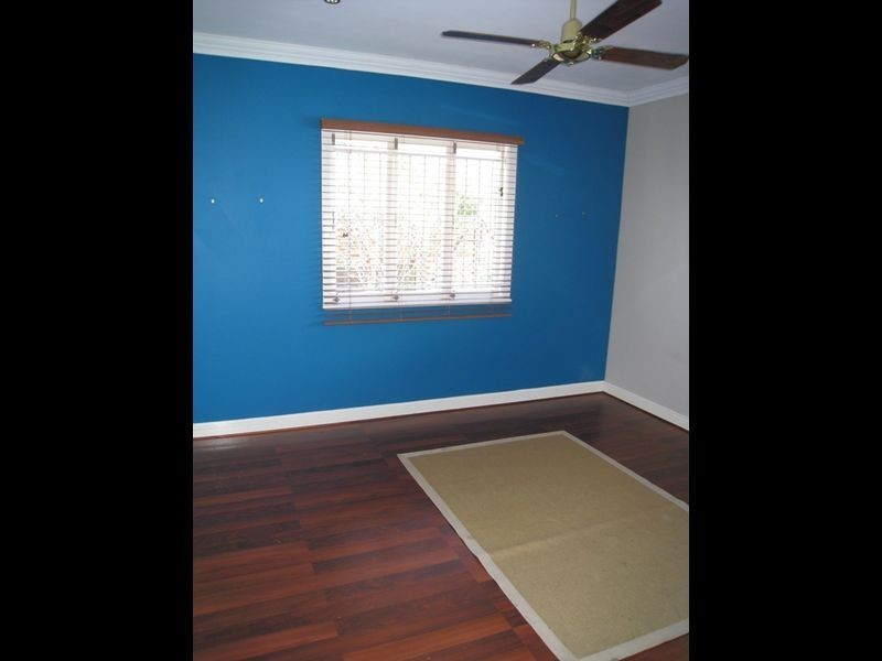14 Curwen Terrace, Chermside QLD 4032