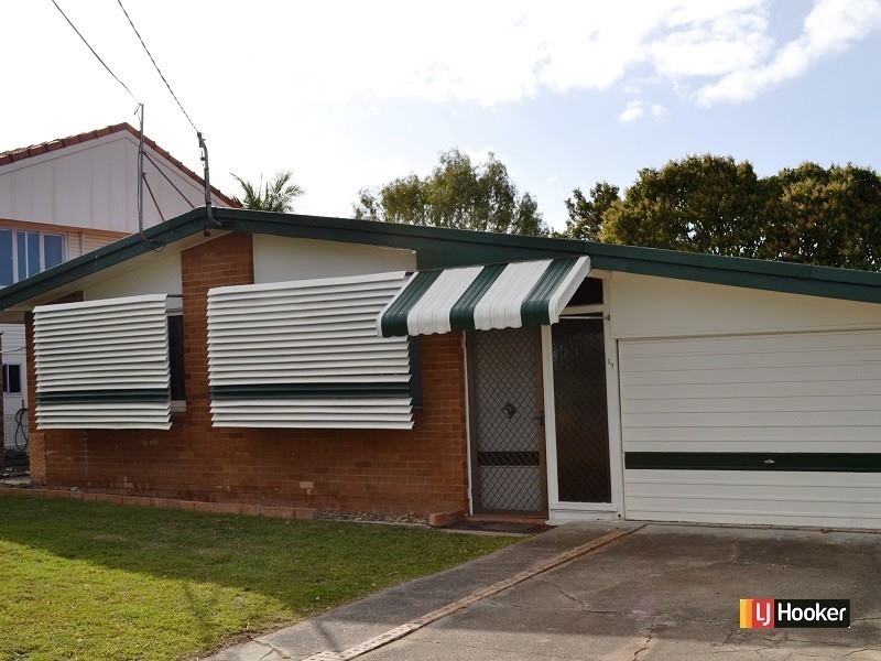 17 Myron Street, Chermside QLD 4032