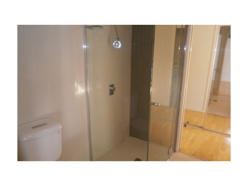 2/66 Latrobe Street, East Brisbane QLD 4169