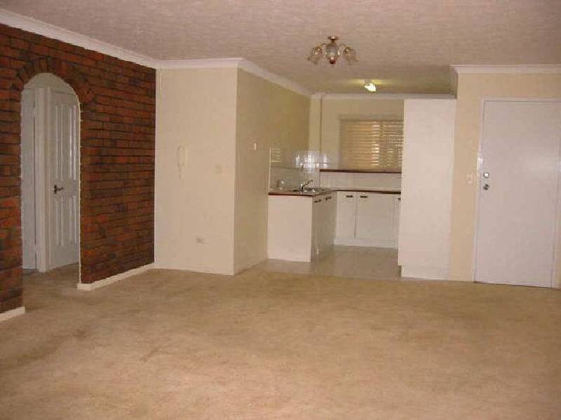 1/36 Hall Street, Chermside QLD 4032