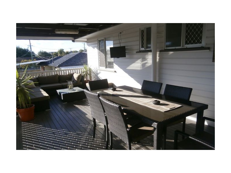 105 Mawson Street, Stafford Heights QLD 4053