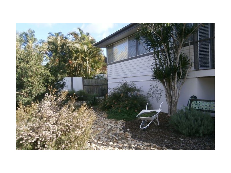 105 Mawson Street, Stafford Heights QLD 4053