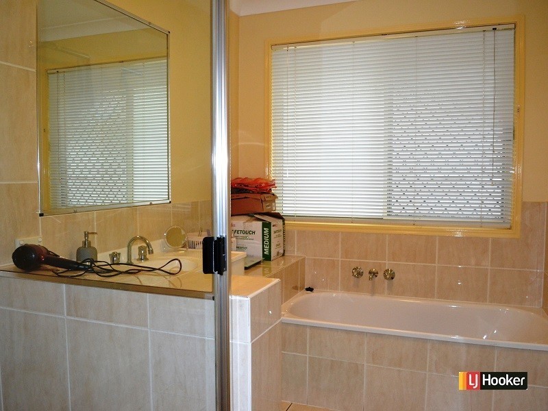 10 Durham Street, Taigum QLD 4018