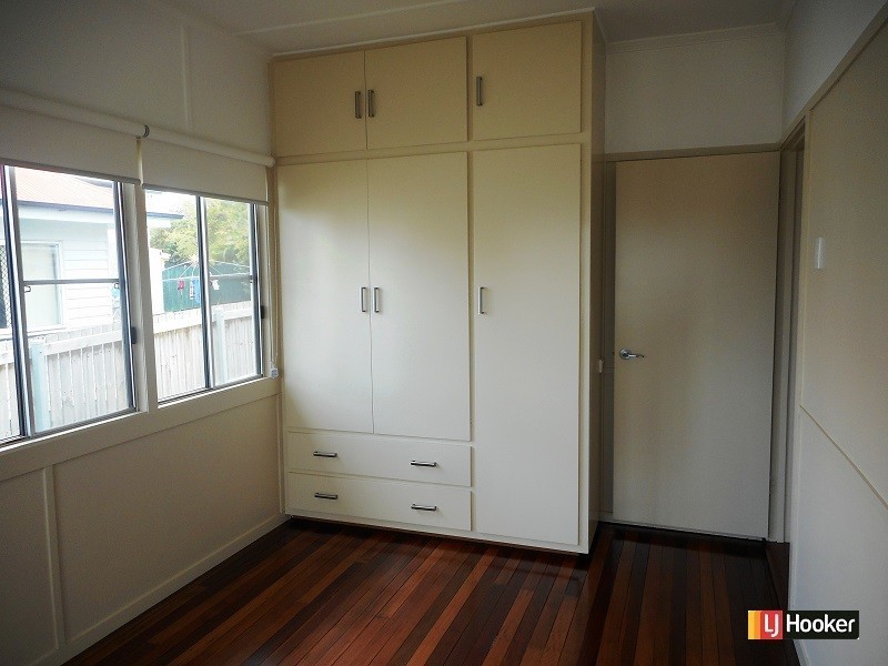 8 Binkar Street, Chermside QLD 4032
