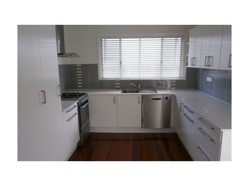 80 Tenth Avenue, Kedron QLD 4031