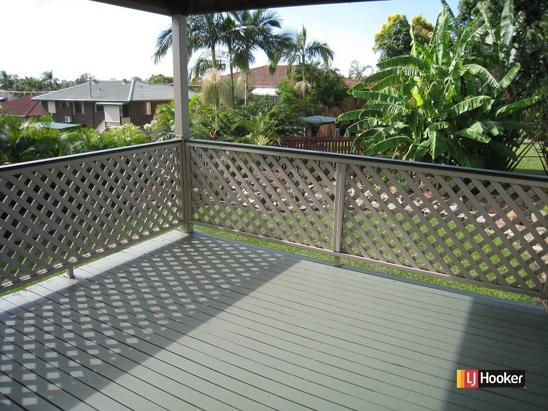 4 Old Northern Road, Albany Creek QLD 4035