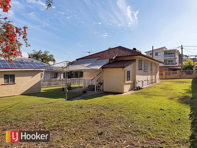 11 Yaralla Street, Chermside QLD 4032