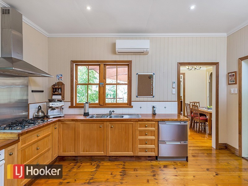 138 Brighton Terrace, Sandgate QLD 4017