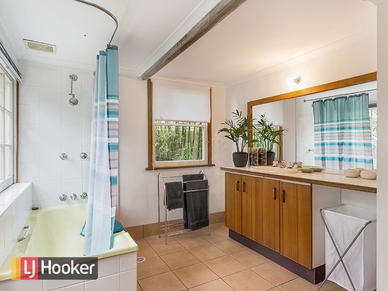 138 Brighton Terrace, Sandgate QLD 4017