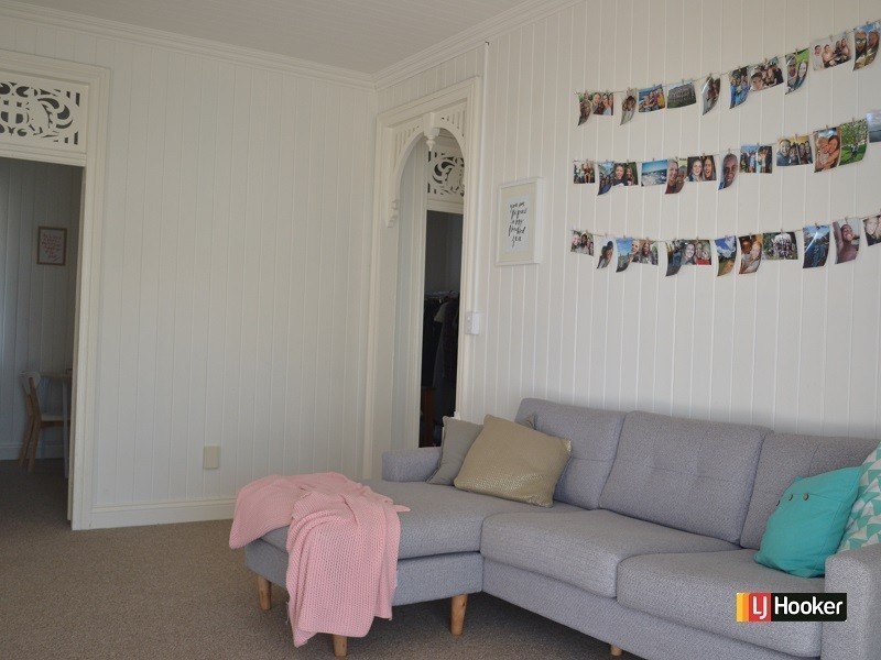 100A Hoskins Street, Sandgate QLD 4017