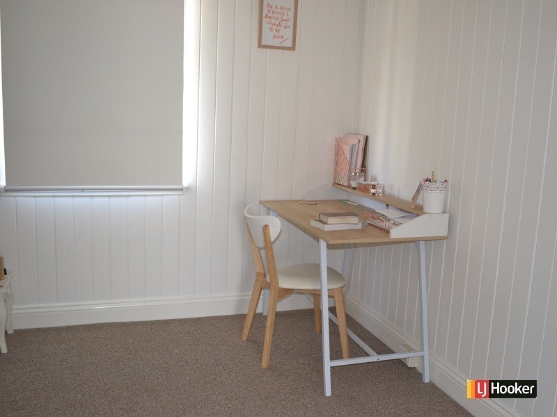 100A Hoskins Street, Sandgate QLD 4017