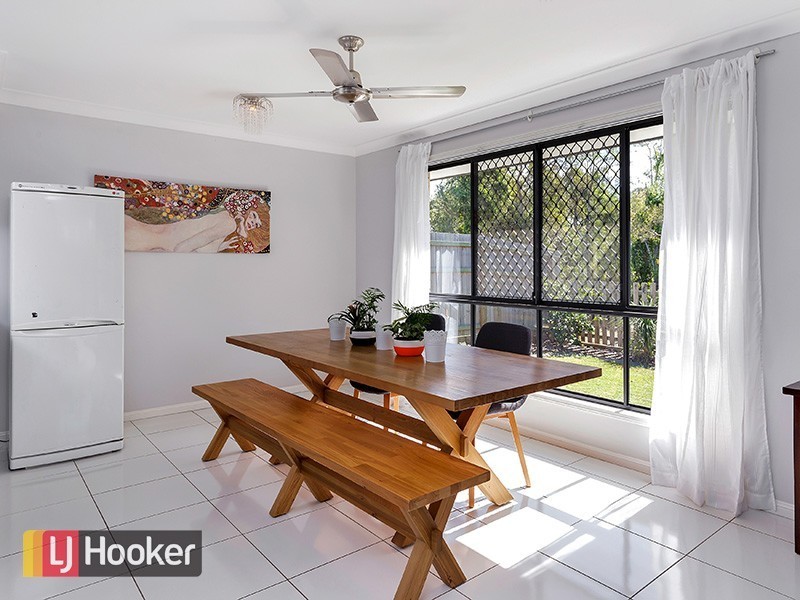 66 Somerset Drive, Carseldine QLD 4034