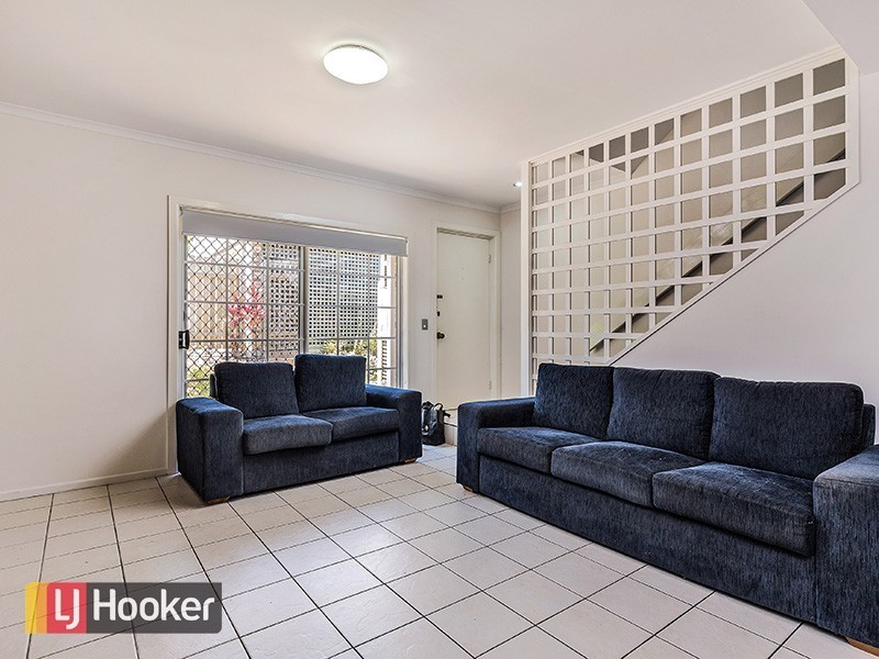 1/32 Rainey Street, Chermside QLD 4032