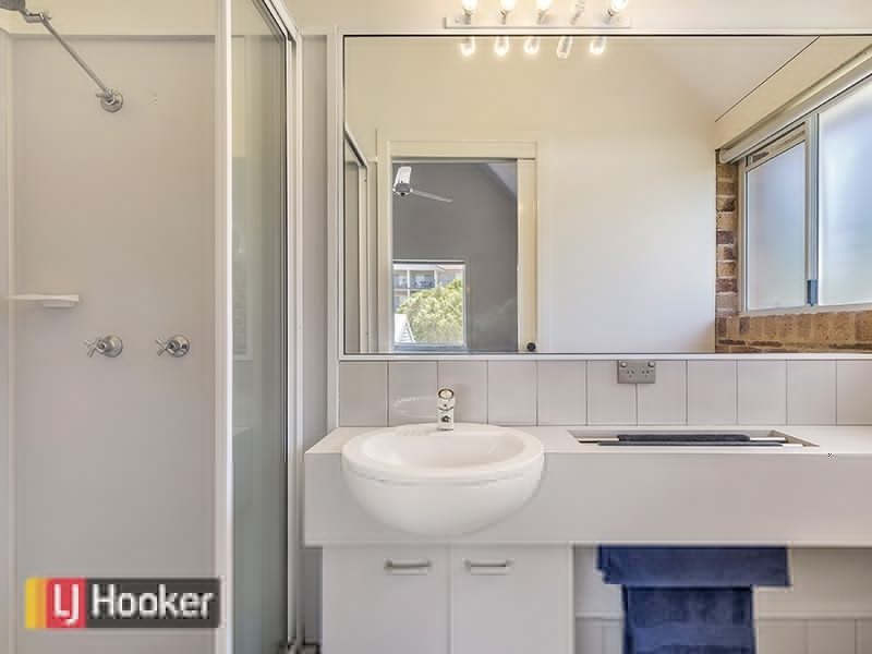 1/32 Rainey Street, Chermside QLD 4032