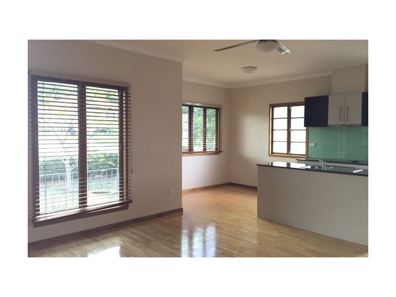 7 Binkar Street, Chermside QLD 4032