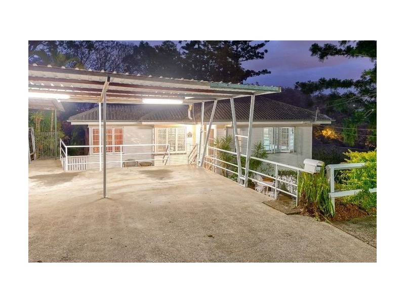 100 Welbeck Street, Alderley QLD 4051