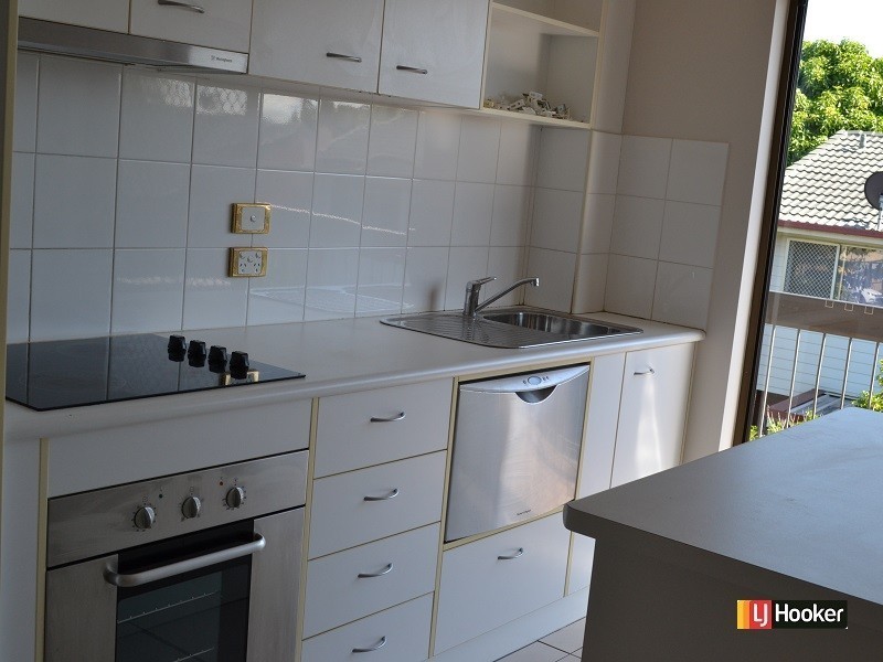 9/12 Rowell Street, Zillmere QLD 4034