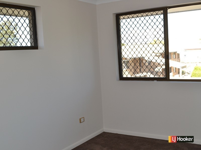 9/12 Rowell Street, Zillmere QLD 4034