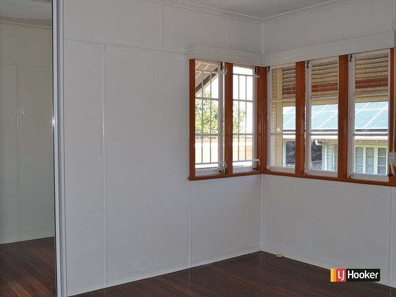 11 Yaralla Street, Chermside QLD 4032