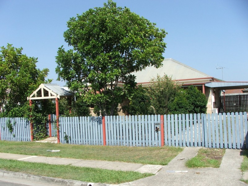 3 Desert Willow Way, Fitzgibbon QLD 4018