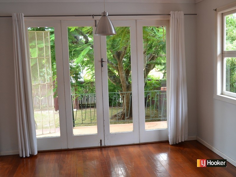 15 Caronga Street, Wavell Heights QLD 4012