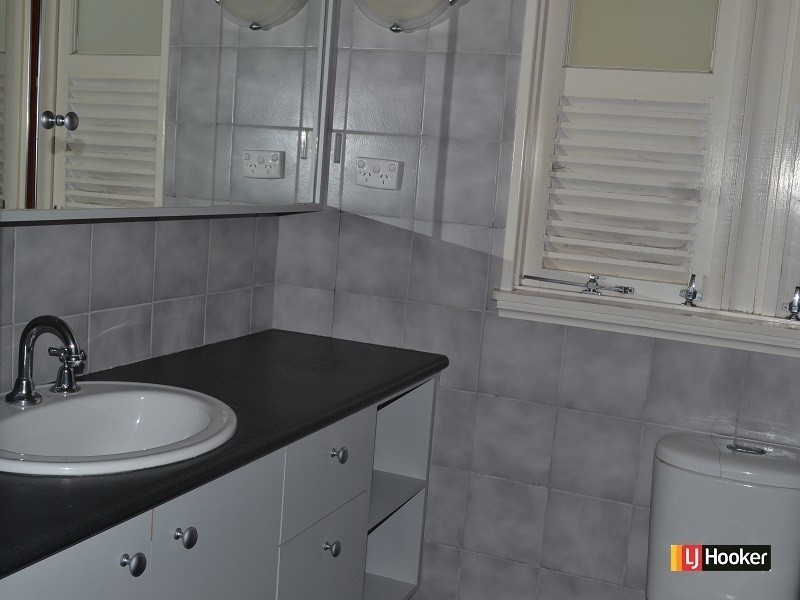 15 Caronga Street, Wavell Heights QLD 4012