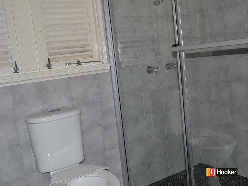 15 Caronga Street, Wavell Heights QLD 4012