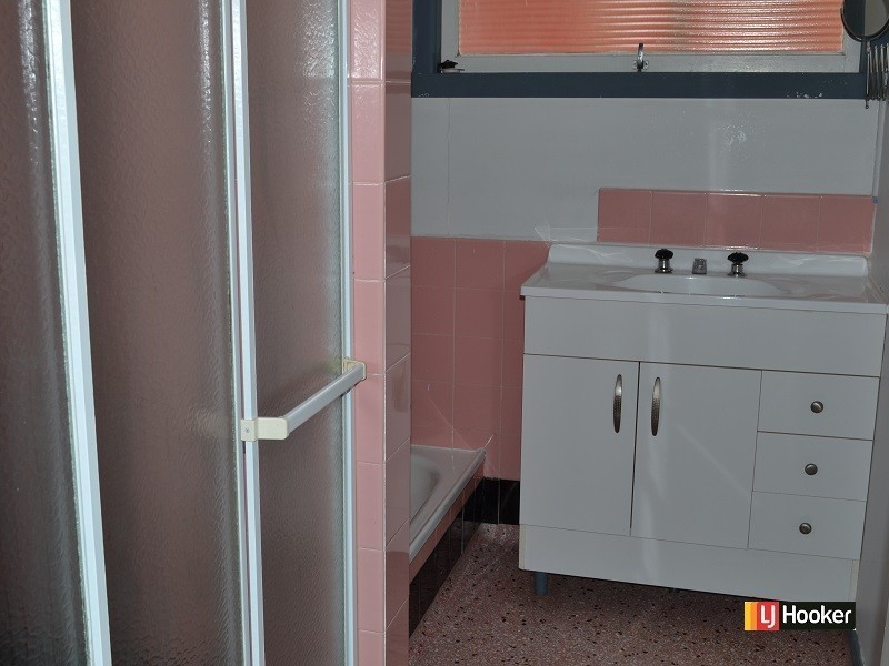 15 Caronga Street, Wavell Heights QLD 4012