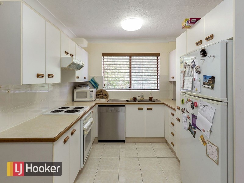2/87 Farnell Street, Chermside QLD 4032